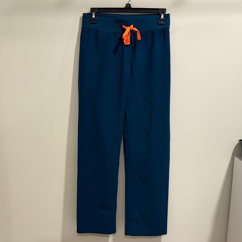 Figs Livingston Scrub pants in Caribbean